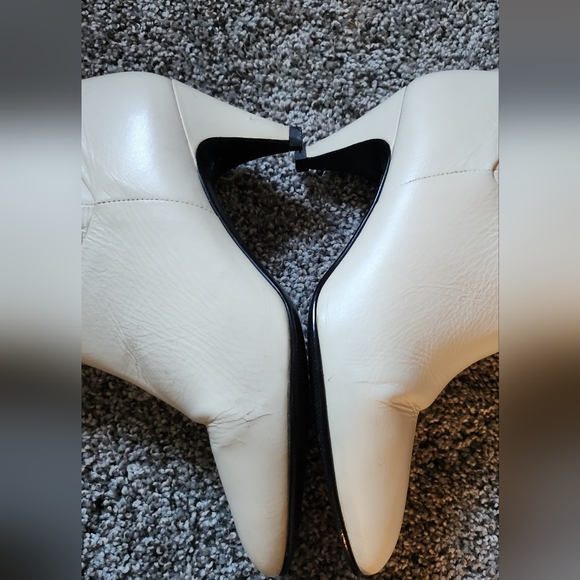 Vintage Nine West Booties - Picture 6 of 9